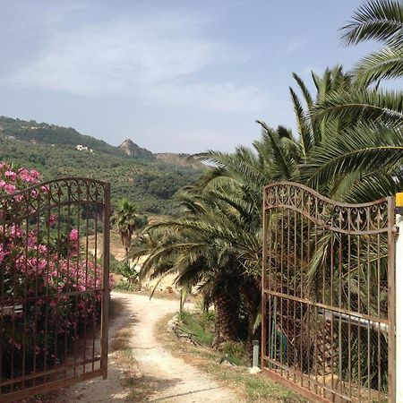 Maison d'hôtes Giardino Di Sicilia à SantʼAgata di Militello Extérieur photo