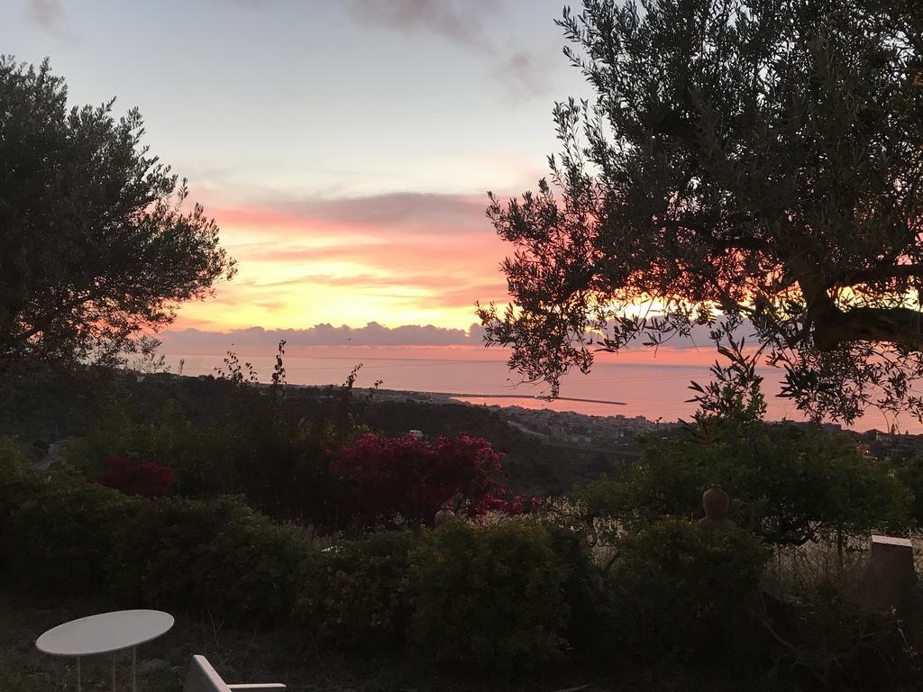 Maison d'hôtes Giardino Di Sicilia à SantʼAgata di Militello Extérieur photo